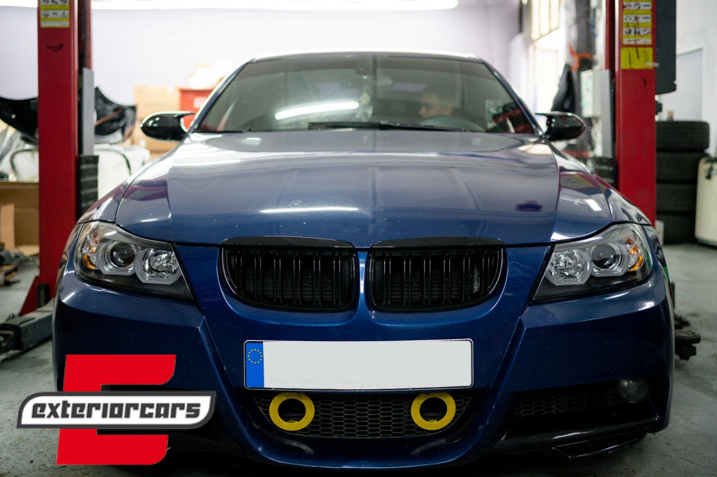 Prednja svjetla 3D LED Angel Eyes U-dizajn (crna) / BMW serije 3 E90 limuzina E91 karavan (03.2005-08.2008) - Slika 27