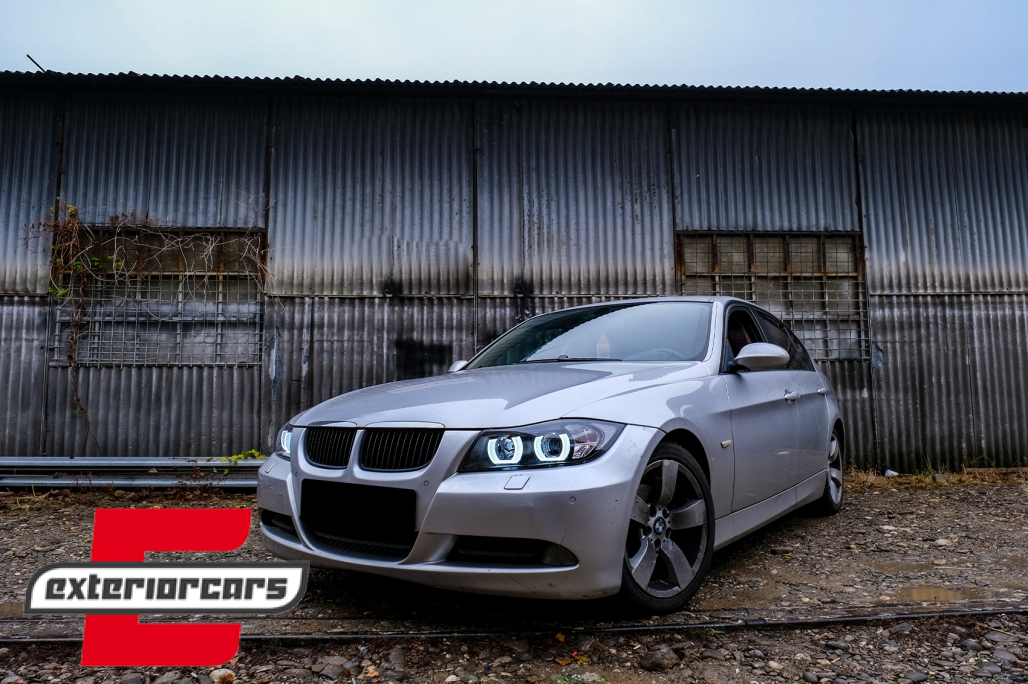 Prednja svjetla 3D LED Angel Eyes U-dizajn (crna) / BMW serije 3 E90 limuzina E91 karavan (03.2005-08.2008) - Slika 30