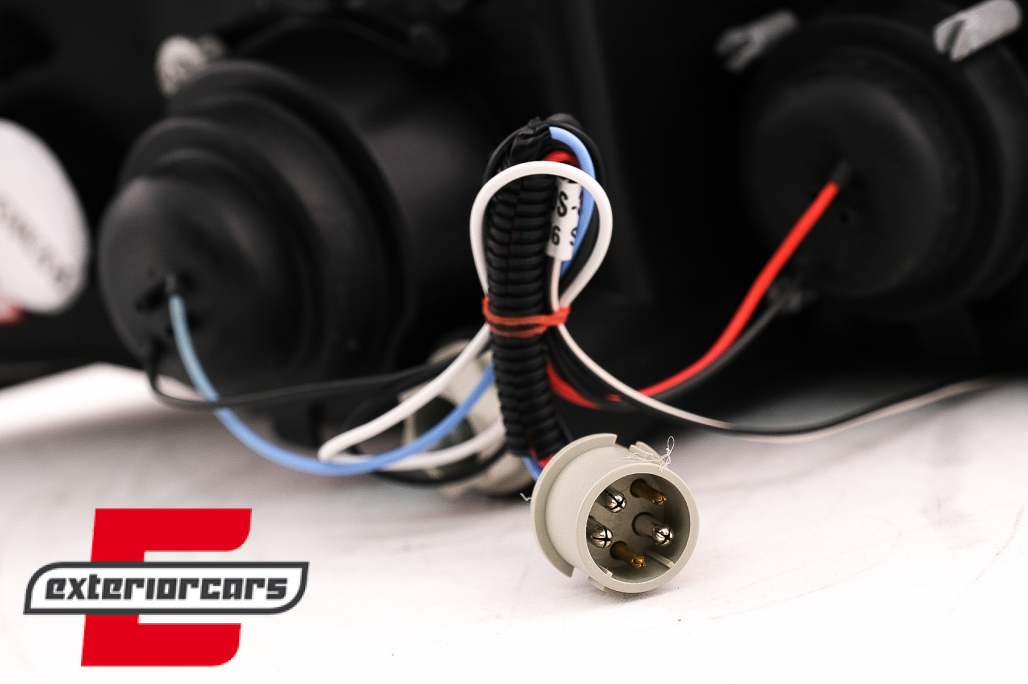 Prednja svjetla LED DayLight (chrome) / Volkswagen Passat B5 3B (11.1996-08.2000) - Slika 17
