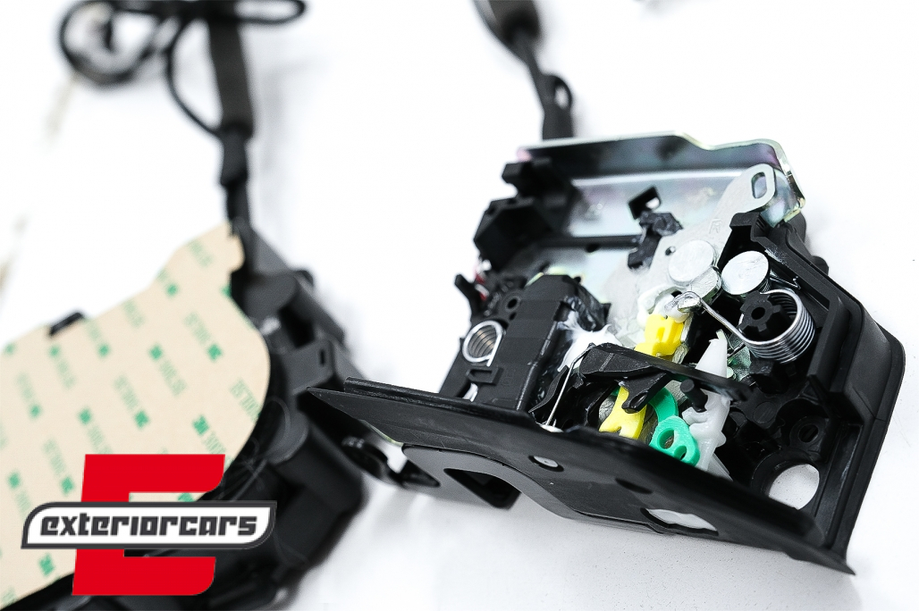 Električni Soft-Close sistem / AUDI A1 A3 A4L A5 A6L A7 Q3 Q5 Q5L Q7 TT RS3 RS4 RS5 RS6 RS7 R8 (2012-2020) VW Phaeton Touareg (2014-2020) PORSCHE Cayenne Macan 918 Panamera 718 9 - Slika 3