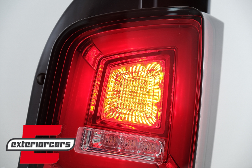 Full LED stražnja svjetla LedBar SEQ žmigavci (crvena/kristal) / Volkswagen T5.1 (04.2010-2015) - Slika 9