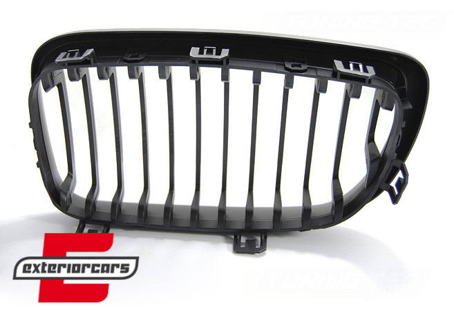 Prednja maska Performance dizajn (mat crna) / BMW serije 1 E81 E82 E87 E88 (2007-2011) LCI - Slika 3