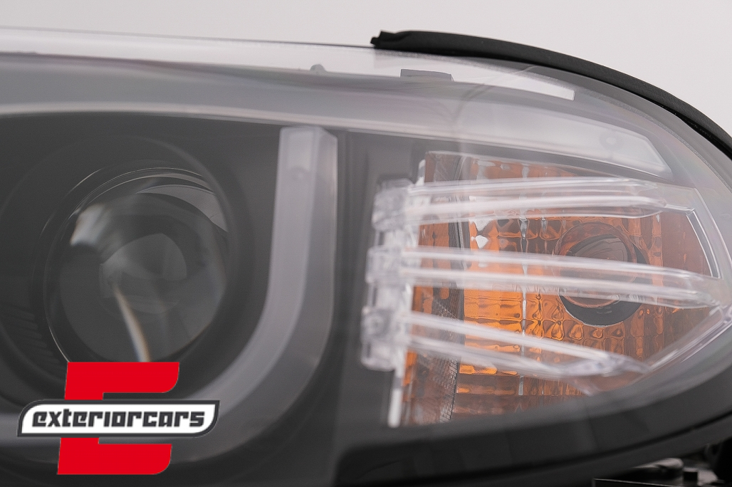 Prednja svjetla 3D Angel Eyes (crna) / BMW serije 3 E46 Facelift limuzina karavan (2001-2005) - Slika 16