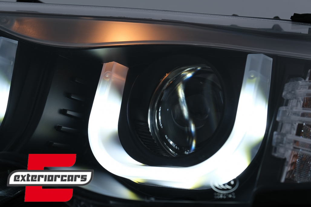 Prednja svjetla 3D Angel Eyes (crna) / BMW serije 3 E46 Facelift limuzina karavan (2001-2005) - Slika 3