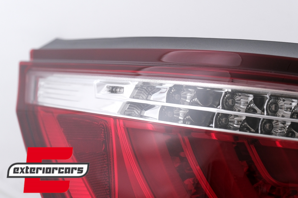 LED stražnja svjetla (crvena/kristal) / BMW serije 5 E60 LCI (03.2007-2009) limuzina - Slika 3