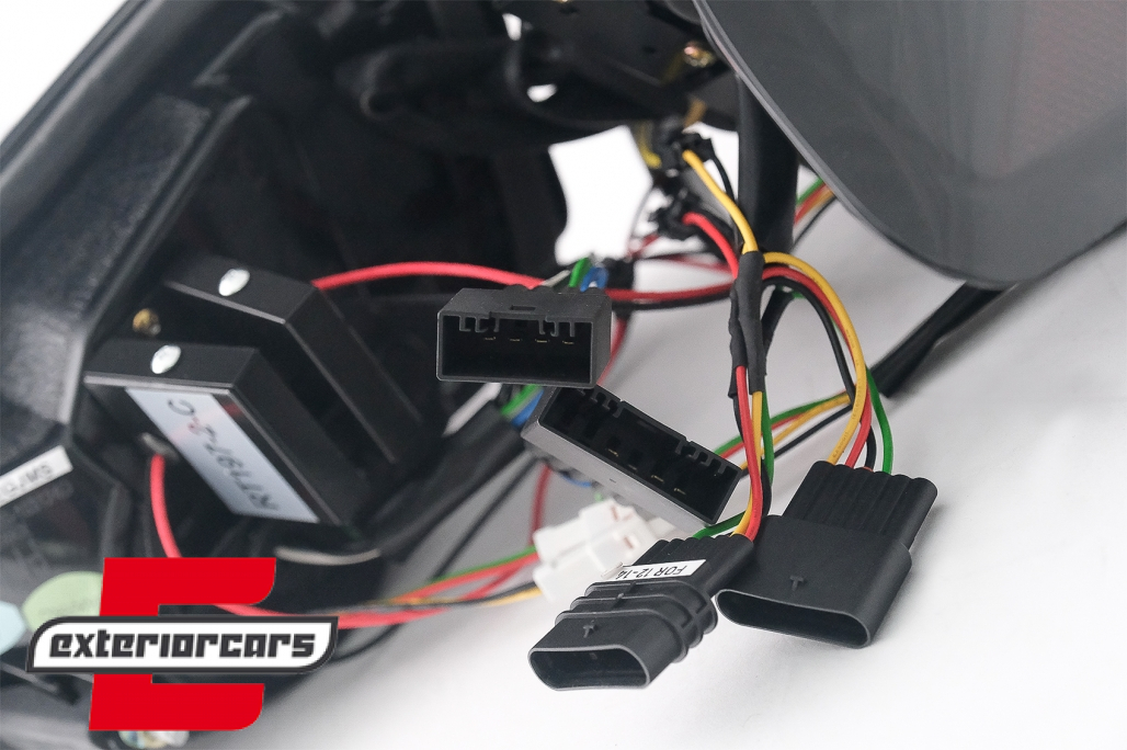 Full LED stražnja svjetla LedBar SEQ žmigavci (crna/smoke) / BMW serije 3 F30 (2011-2019) - Slika 14