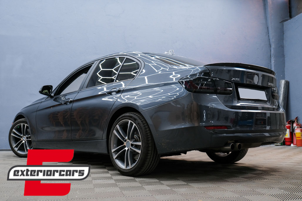 Full LED stražnja svjetla LedBar SEQ žmigavci (crna/smoke) / BMW serije 3 F30 (2011-2019) - Slika 15