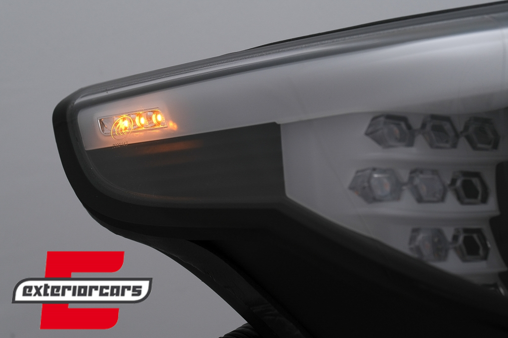 Prednja svjetla Angel Eyes LED žmigavci (crna) / BMW serije 5 E60 E61 (2003-2007) - Slika 12