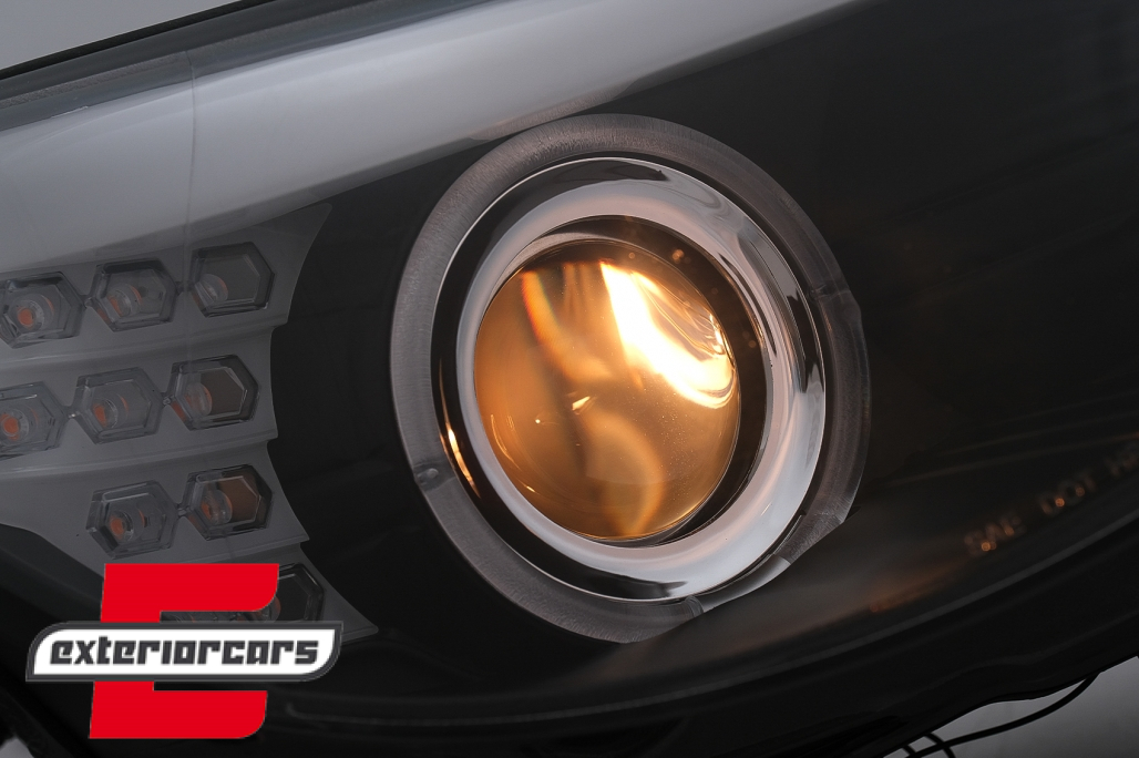Prednja svjetla Angel Eyes LED žmigavci (crna) / BMW serije 5 E60 E61 (2003-2007) - Slika 8