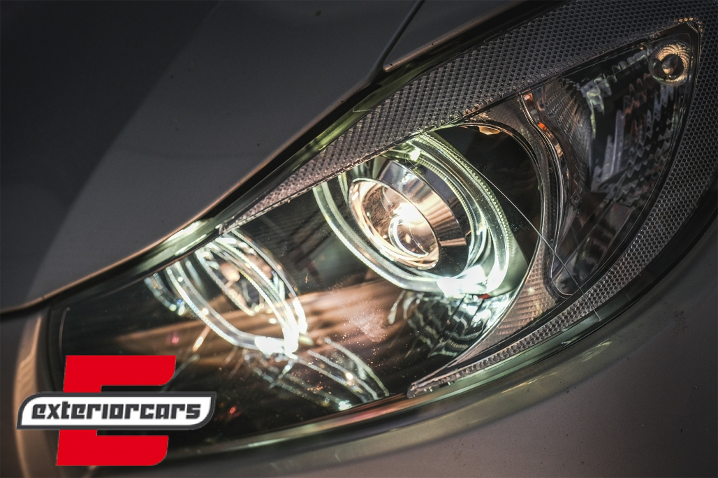 Prednja svjetla LED Angel Eyes (crna) / BMW serije 3 E90 limuzina E91 karavan (03.2005-2011) - Slika 18