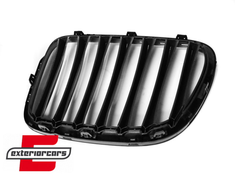Prednja maska Performance dizajn (piano crna) / BMW X1 E84 LCI (2012-2014) - Slika 4