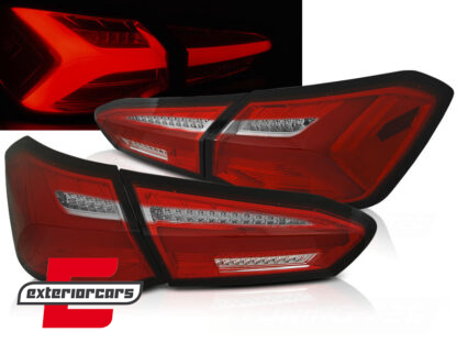 Full LED stražnja svjetla SEQ žmigavci (crvena/kristal) / Ford Focus 4 Hatchback (2018-2021)