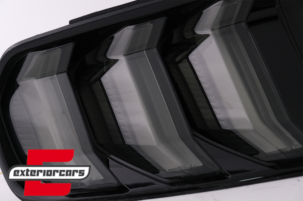 Full LED stražnja svjetla SEQ žmigavci (smoke) / Ford Mustang VI S550 (2015-2022) - Slika 5