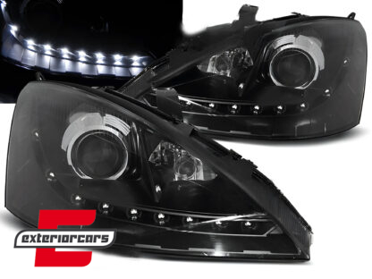 Prednja svjetla LED DayLight (crna) / Ford Focus Facelift (11.2001-2004)