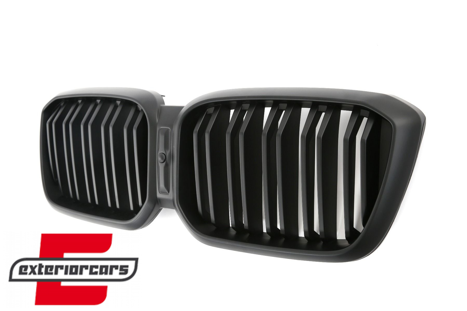 Prednja maska XM look (mat crna) / BMW X3 G01 (08.2021-2024) X4 G02 LCI (08.2021-2025) - Slika 3