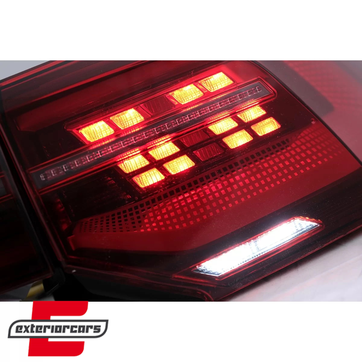 Full LED stražnja svjetla SEQ žmigavci (crvena) / VW Golf VIII Hatchback Mk8 MQB (2020-2024) - Slika 15