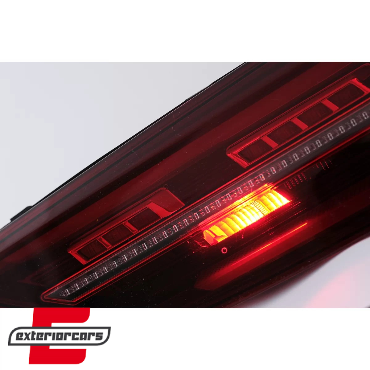 Full LED stražnja svjetla SEQ žmigavci (crvena) / VW Golf VIII Hatchback Mk8 MQB (2020-2024) - Slika 9