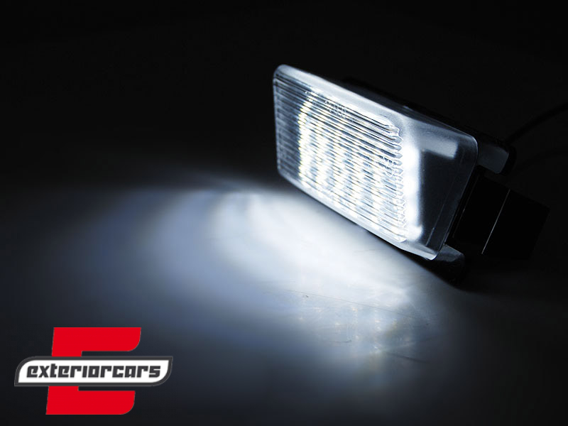 LED svjetla registarske pločice / Nissan GT-R (2008-2018) 350Z (2003-2009) 370Z (2009-2020) - Slika 3