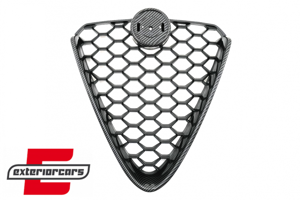 Prednja maska Carbon look / Alfa Romeo Giulia 952 (2016-2021)