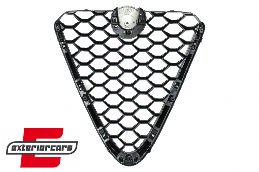 Prednja maska Carbon look / Alfa Romeo Giulia 952 (2016-2021) - Slika 6