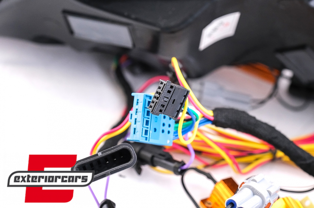 OLED stražnja svjetla SEQ žmigavci (crvena) / BMW serije 4 F32 F33 F36 M4 F82 F83 (2013-03.2019) - Slika 20