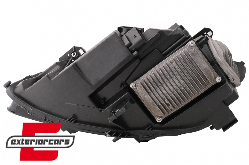 Full LED prednji farovi / Mercedes A-klasa W176 (2012-2018) - Slika 22