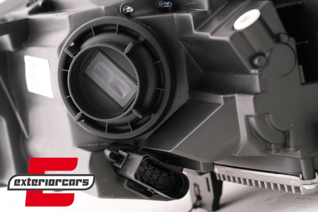 Full LED prednji farovi / Mercedes A-klasa W176 (2012-2018) - Slika 23