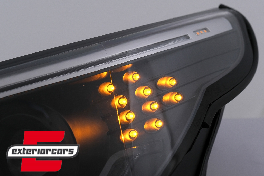 Prednja svjetla 3D Angel Eyes LED žmigavci (crna) / BMW serije 5 E60 E61 (2003-2007) - Slika 18