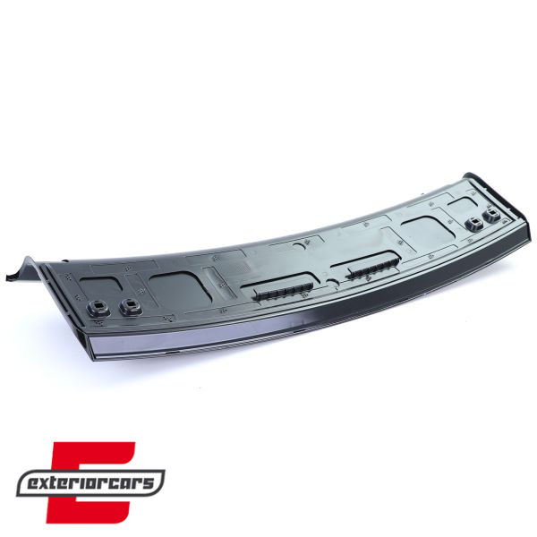 Obloga za poklopac prtljažnika GT look (piano crna) / Ford Mustang 6 Coupe Cabrio (2015-2017) - Slika 7