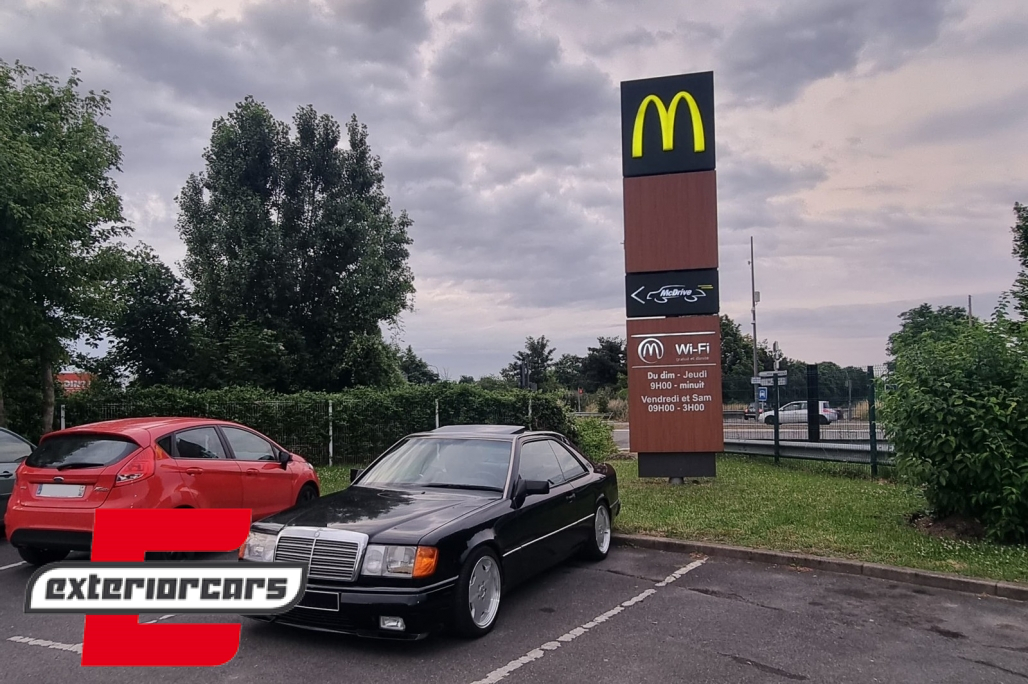 Prednji branik sa maglenkama Gen I dizajn / Mercedes E klasa W124 C124 S124 (10.1989-06.1996) - Slika 8