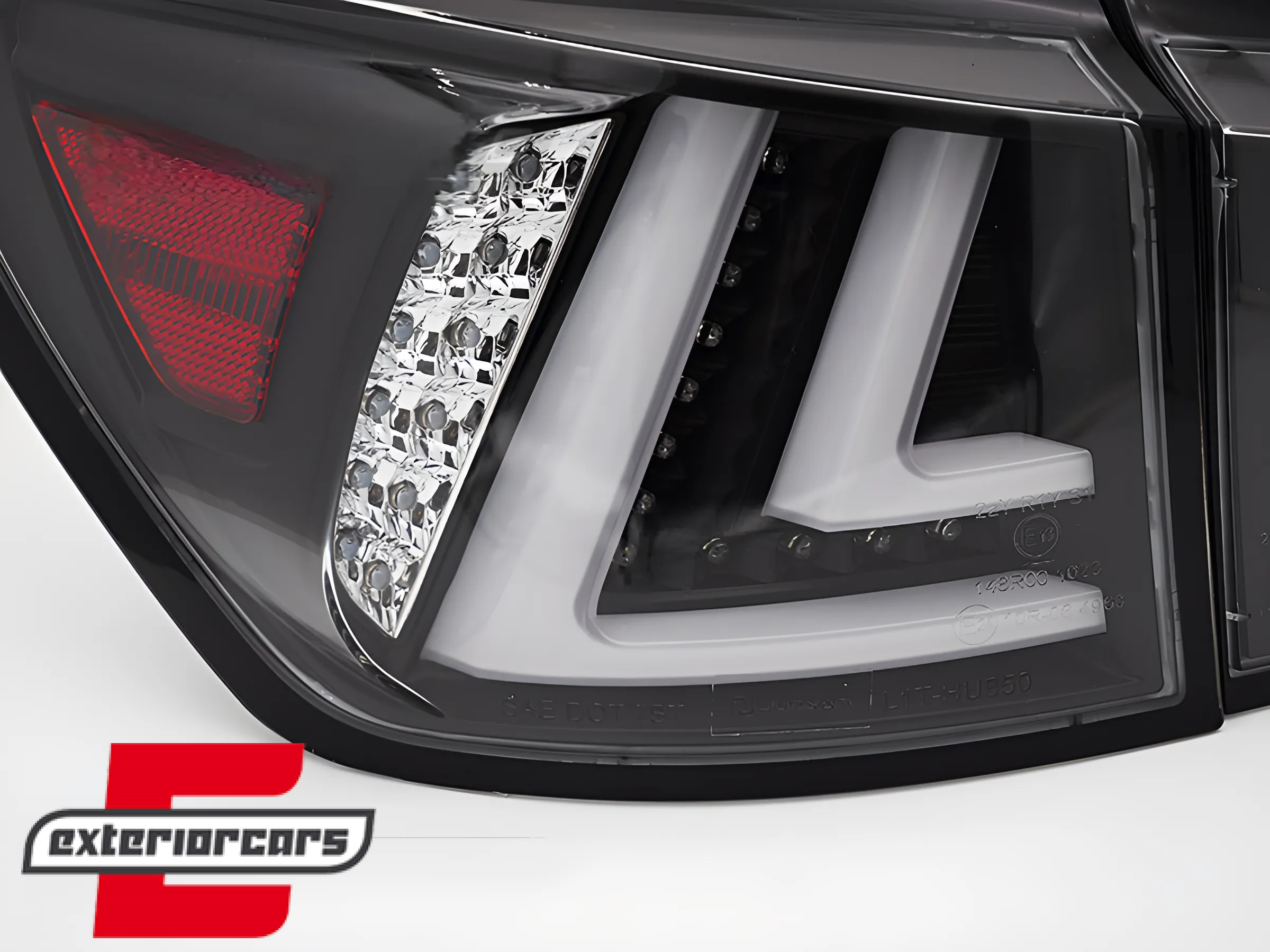 Full LED stražnja svjetla SEQ žmigavci LedBar dizajn (crna) / Lexus IS XE20 (2006-2012) - Slika 3