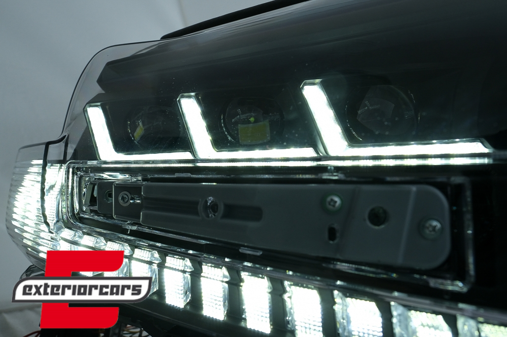 Bodykit za pretvorbu u 2023 dizajn / Toyota Land Cruiser FJ200 (2008-2015) - Slika 12