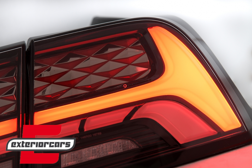 Full LED stražnja svjetla SEQ žmigavci / Tesla Model 3 (2017-2023) Model Y (2020-2023) - Slika 12