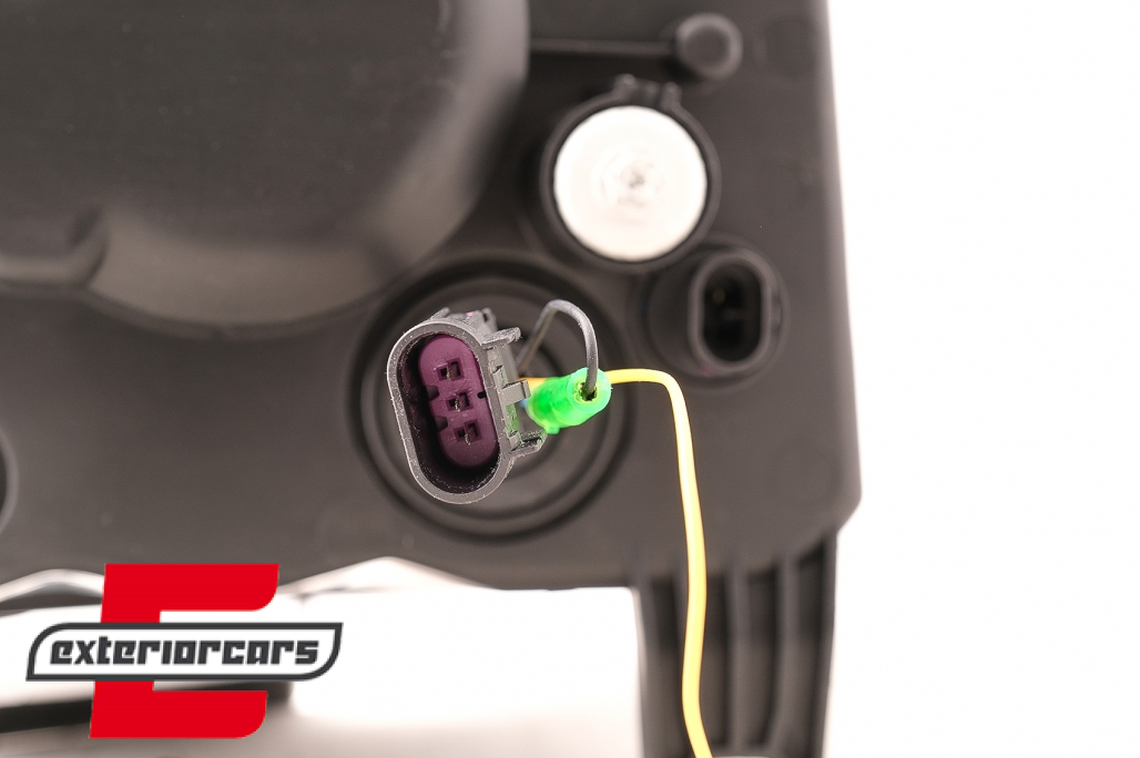 Full LED prednja svjetla SEQ žmigavci (crna) / Ford Mustang V (2004-2009) - Slika 15