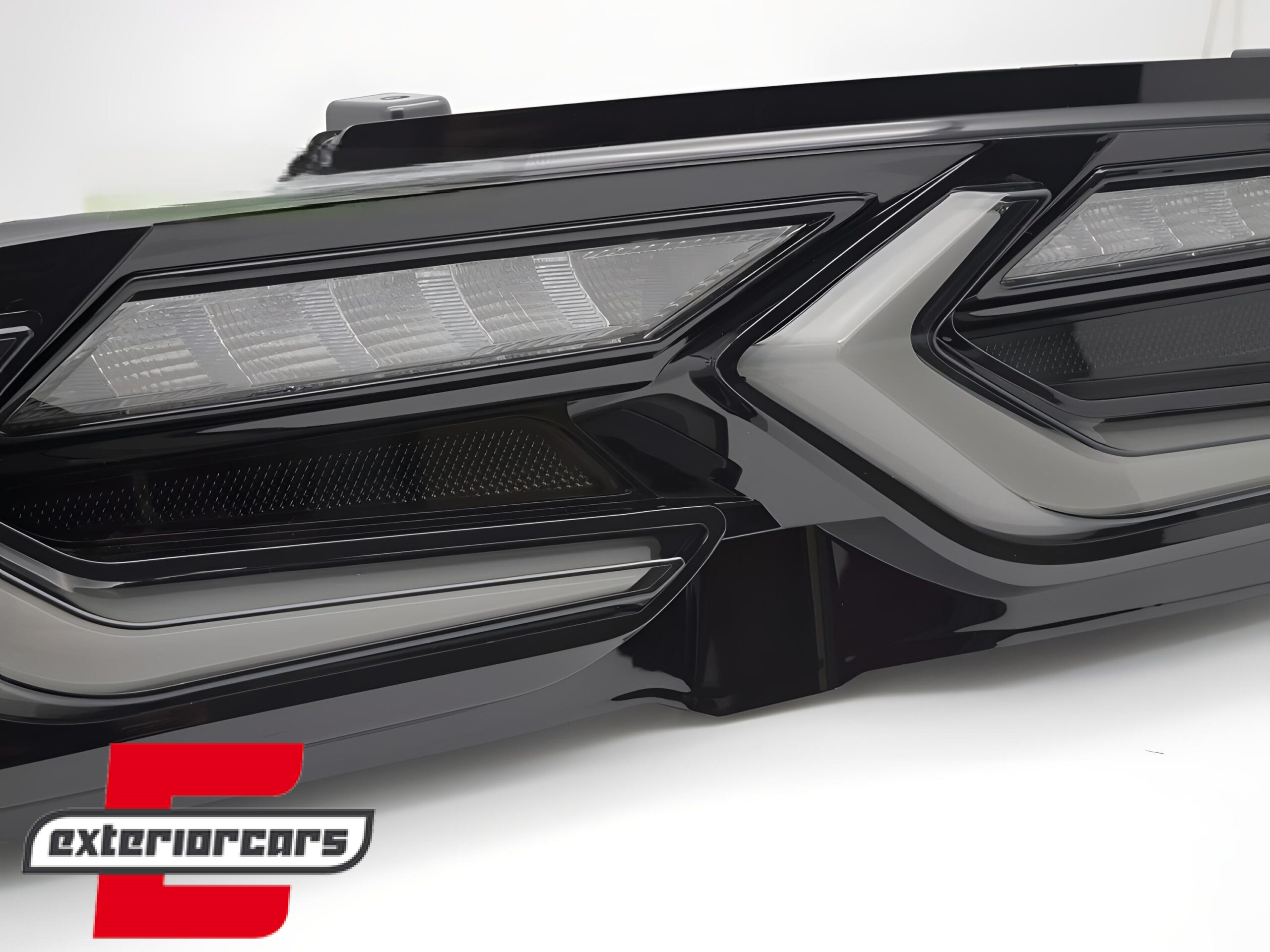Full LED stražnja svjetla SEQ žmigavci (smoke/crna) / Chevrolet Camaro (2019-2024) - Slika 3