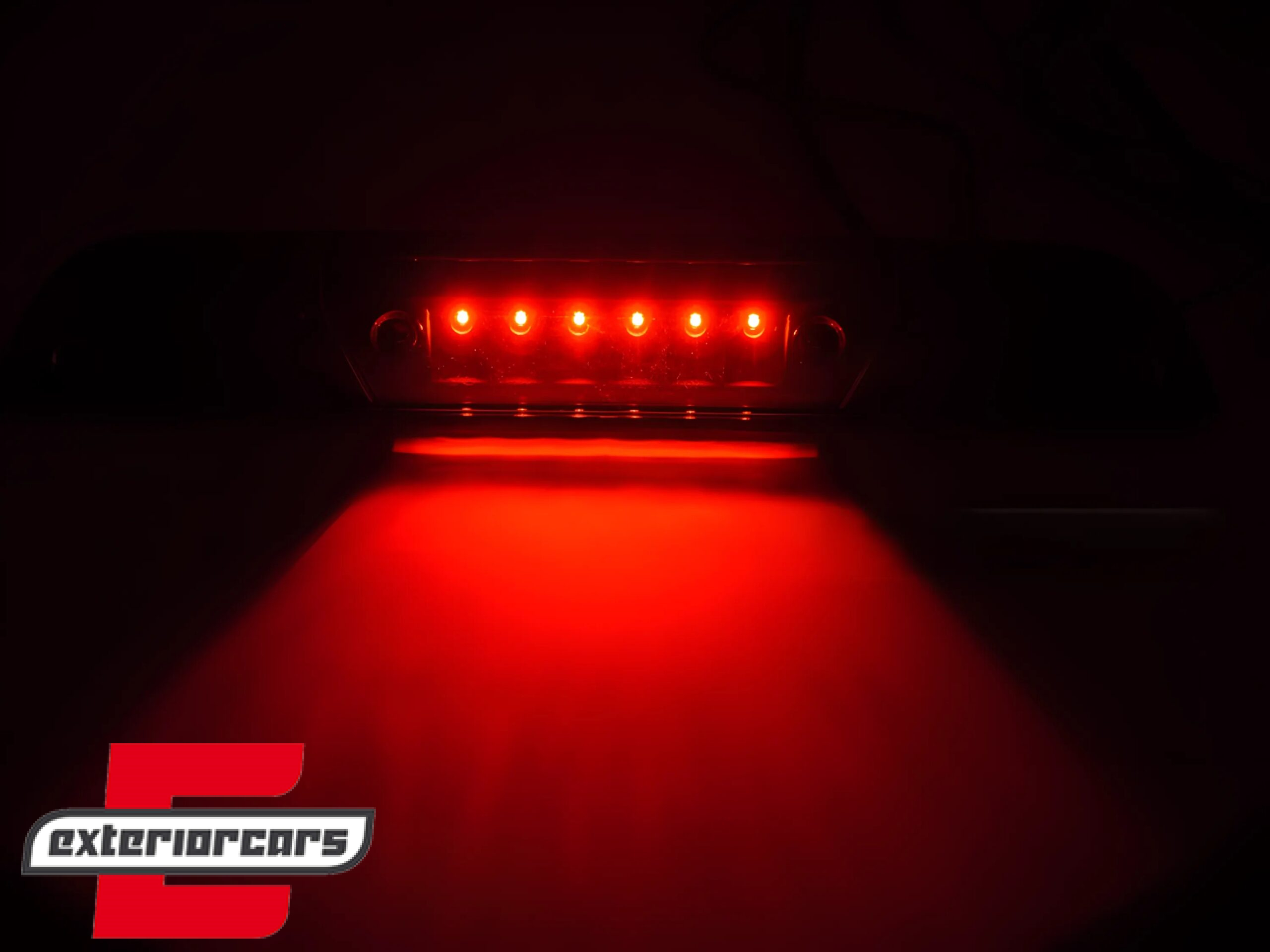 LED treće kočiono svjetlo sa svjetlom za vožnju unatrag (crvena/kristal) / Ford F150 (2015-2020) - Slika 3
