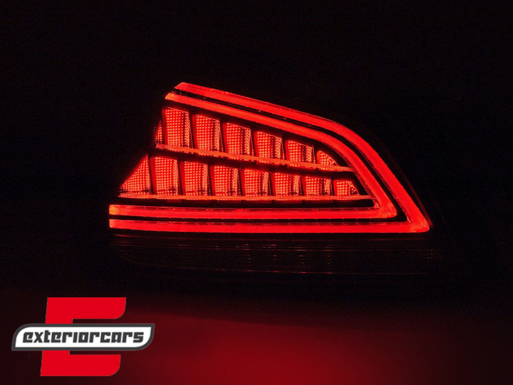 Full LED stražnja svjetla SEQ žmigavci (crvena) / Subaru WRX (2014-2021) - Slika 5