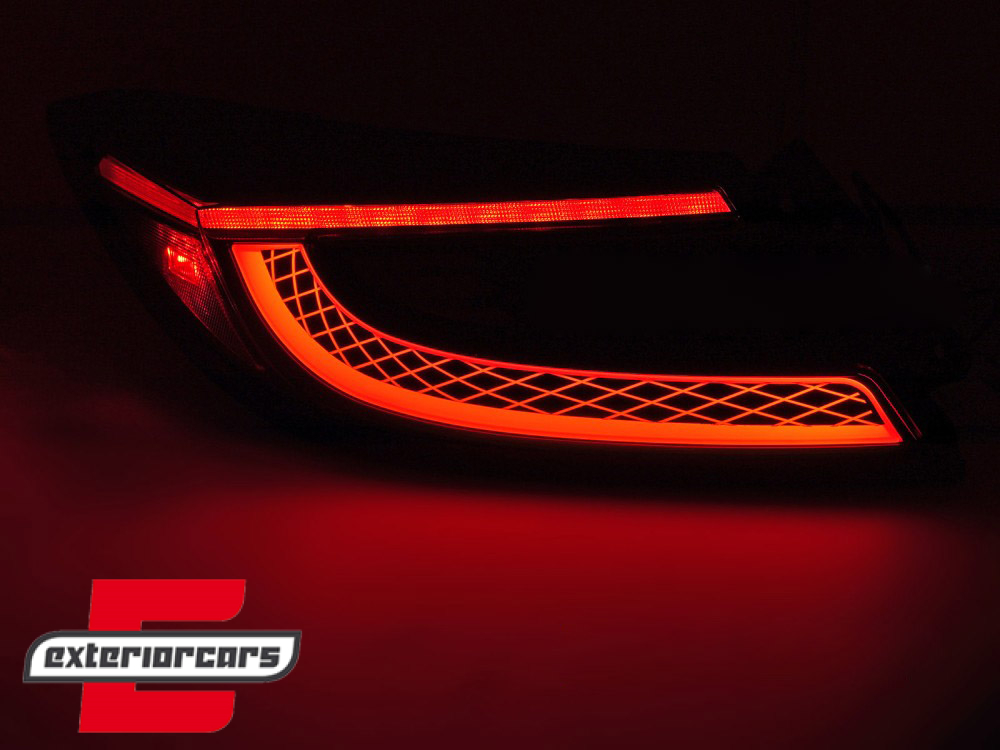 Full LED stražnja svjetla SEQ žmigavci (crvena) / Toyota GR86 (2021-) - Slika 3