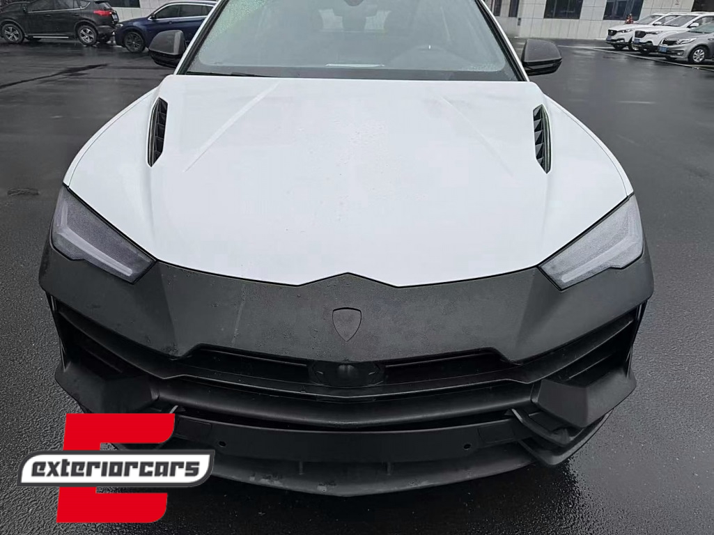 Bodykit za pretvorbu u 2023 dizajn suhi karbonski dodaci / Lamborghini Urus (2018-2022) - Slika 69