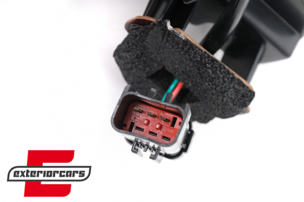 Full LED stražnja svjetla SEQ žmigavci (crvena/kristal) / Dodge Challenger (2008-2014) - Slika 15