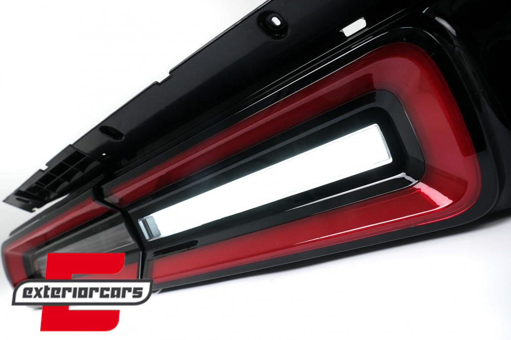 Full LED stražnja svjetla SEQ žmigavci (crvena/kristal) / Dodge Challenger (2008-2014) - Slika 4
