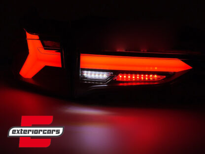 Full LED stražnja svjetla SEQ žmigavci (crna) / Toyota RAV4 (2019-2025) - Slika 5
