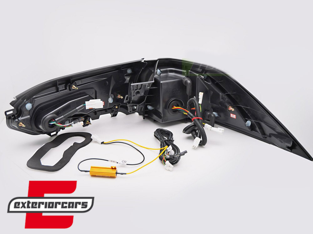 Full LED stražnja svjetla SEQ žmigavci (crna) / Toyota RAV4 (2019-2025) - Slika 6