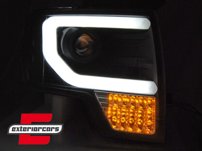 Prednja svjetla LED TubeLight dizajn (crna) / FORD F150 MK12 (2008-2014) - Slika 3
