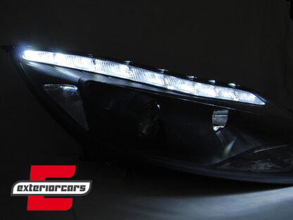 Prednja svjetla LED DayLights (crna) / Ford Focus III Mk3 (2010-2014) - Slika 3