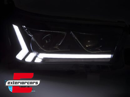 Full LED prednja svjetla SEQ žmigavci (crna) / Toyota Hilux (2016-07.2020) - Slika 3