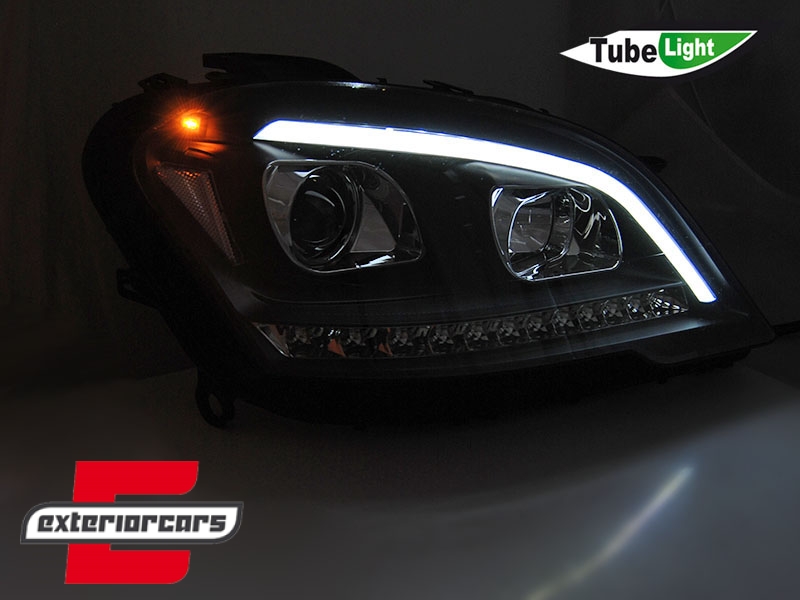 Prednja svjetla TubeLight LED SEQ žmigavci (crna) / Mercedes ML klasa W164 Facelift (2008-2011) - Slika 3