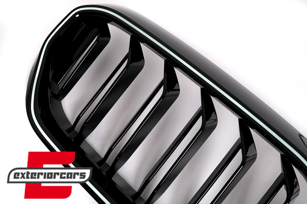Prednja maska M5 dizajn sa LED (piano crna) / BMW serije 5 G30 G31 LCI (07.2020-2023) - Slika 2
