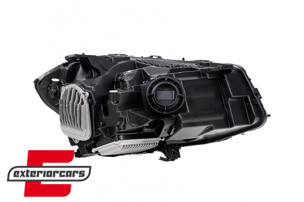 Full LED prednji farovi / Mercedes A-klasa W176 (2012-2018) - Slika 16