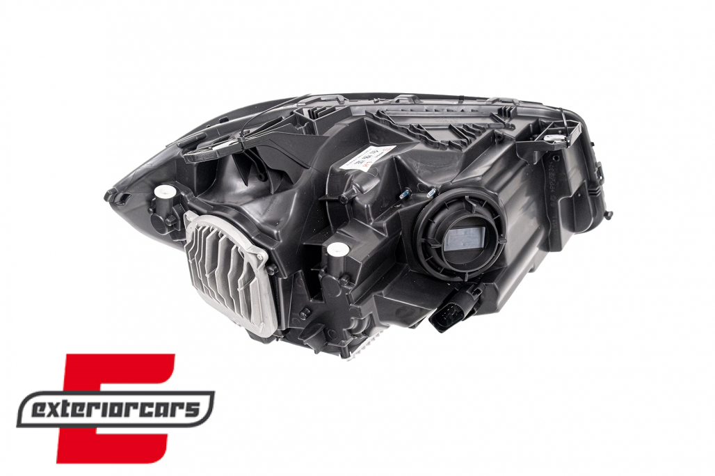 Full LED prednji farovi / Mercedes A-klasa W176 (2012-2018) - Slika 18